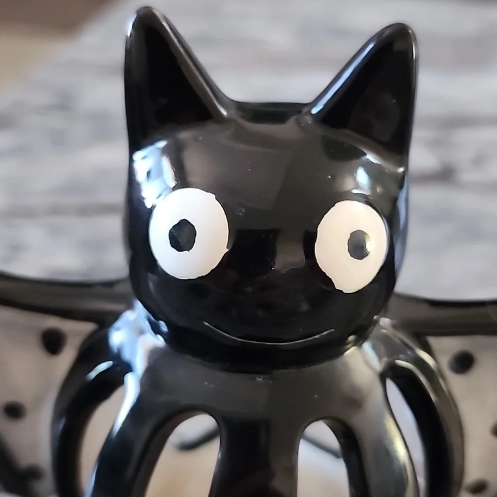 Bat Halloween Tea Light Candle Holder, Free Candles! - Picture 8 of 13